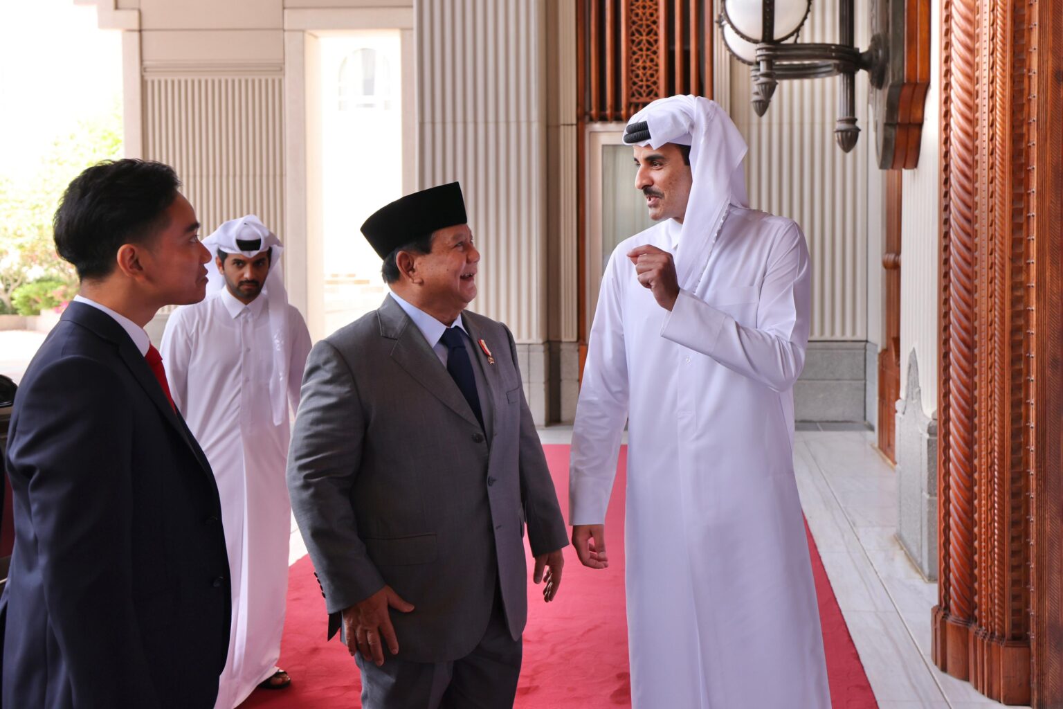 Prabowo Subianto and Gibran Rakabuming Raka Meet Emir of Qatar and Qatar PM, Discuss Cooperation and Gaza
