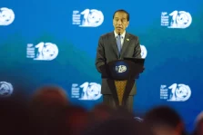 Presiden Joko Widodo saat membuka sekaligus memperkenalkan Prabowo dihadapan para delegasi negara-negara 10th World Water Forum (WWF) 2024