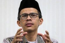 Ujang Komarudin menanggapi beberapa lembaga asing yang belakangan mulai menyoroti program pemerintahan baru Prabowo Subianto