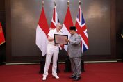 Prabowo Subianto menerima kunjungan kehormatan dari Panglima Angkatan Bersenjata Inggris