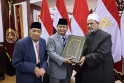 Prabowo Subianto welcomed a visit from the Grand Imam of Al Azhar, Egypt, Ahmed Al Tayeb at the Ministry of Defense