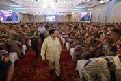Defense Minister Prabowo Subianto addressed 906 cadet officers of the Indonesian National Armed Forces (TNI) and National Police (Polri)