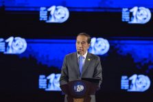 President Joko Widodo while opening and introducing Prabowo in front of the delegates of the 10th World Water Forum (WWF) 2024